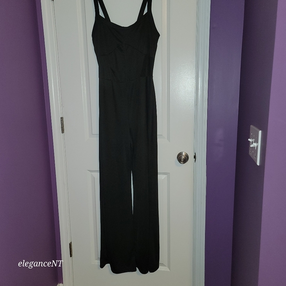 Pretty Little Thing Black Sleeveless Crepe Seam detail jumpsuit  Sz: 14  NWT - Picture 7 of 7